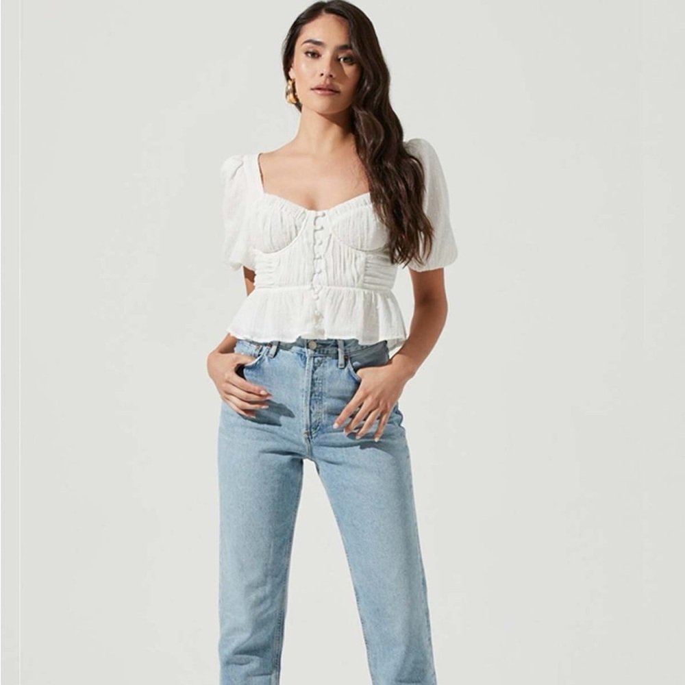 Astr Ruched Puff Sleeve Top - Picture 3 of 7
